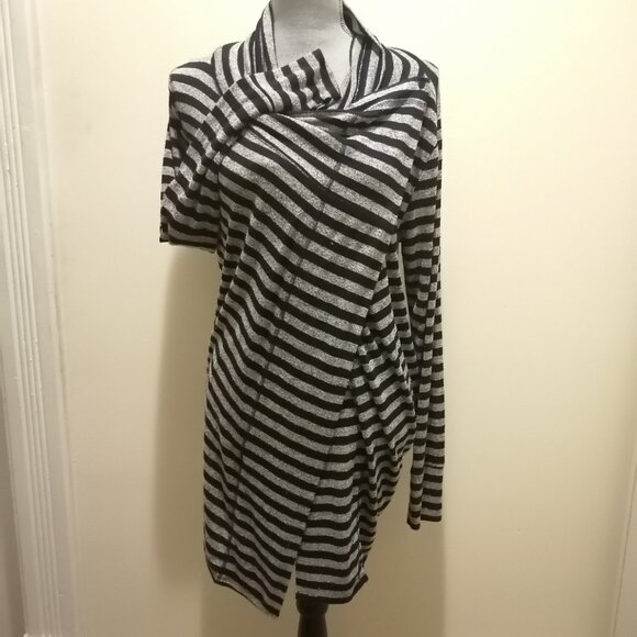 The Always Cardigan, Stripe (Long Cardigan with Pockets and Thumb Holes!) - Picture 3 of 8